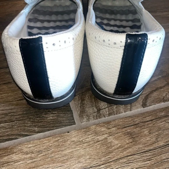 G/Fore Women's Brogue Cruiser Spikeless Golf Shoe - White/Black - Picture 3 of 5
